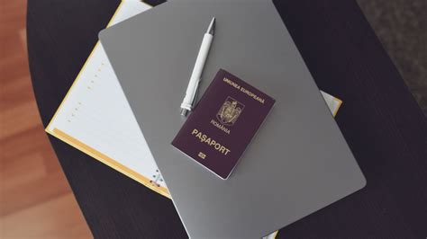 Buletinul romanesc este emis de catre Inspectoratul National pentru Evidenta Persoanelor, Subordonat Ministerului Administratiei si Internelor. . Eliberare pasaport romanesc in germania